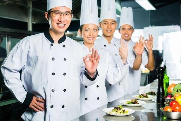 Cocineros de Bonnet preparan su cocina para hibernar